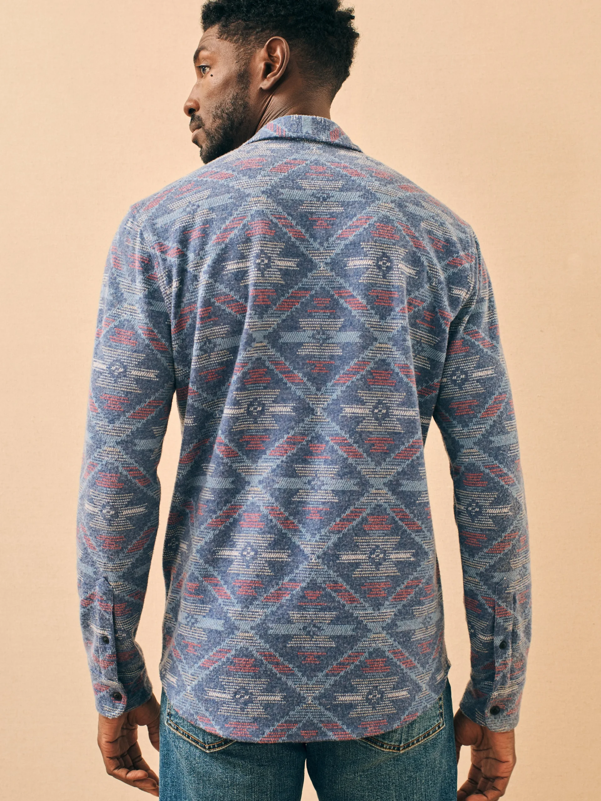 Outlet Doug Good Feather Legend™ Sweater Shirt - Shirts