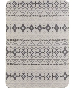 Clearance Doug Good Feather Recycled High Pile Fleece Blanket - Women Home & More|Home & More