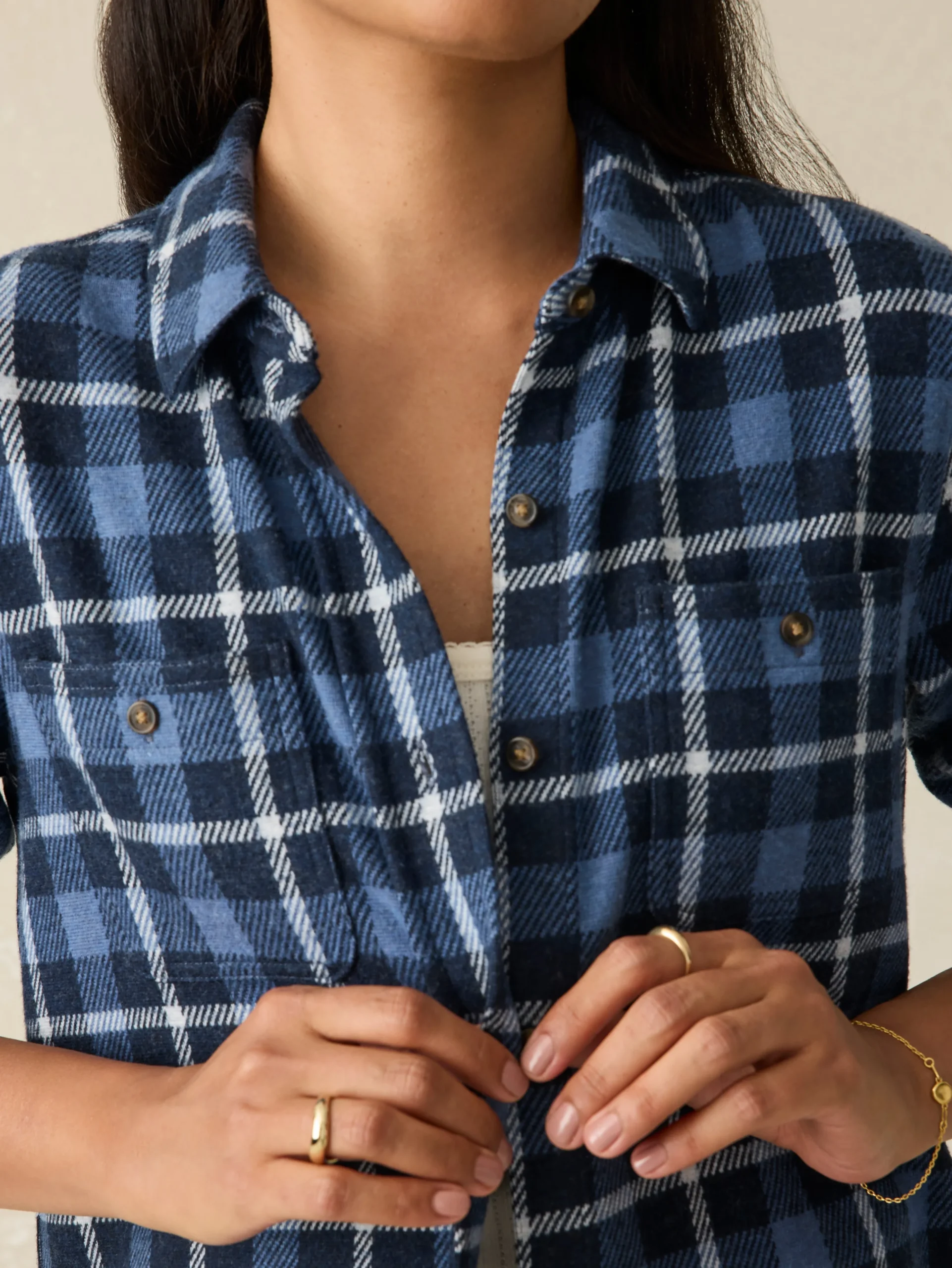 Outlet Legend™ Sweater Shirt - Women Shirts & Tops