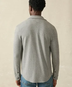 Online Legend™ Sweater Shirt - Shirts