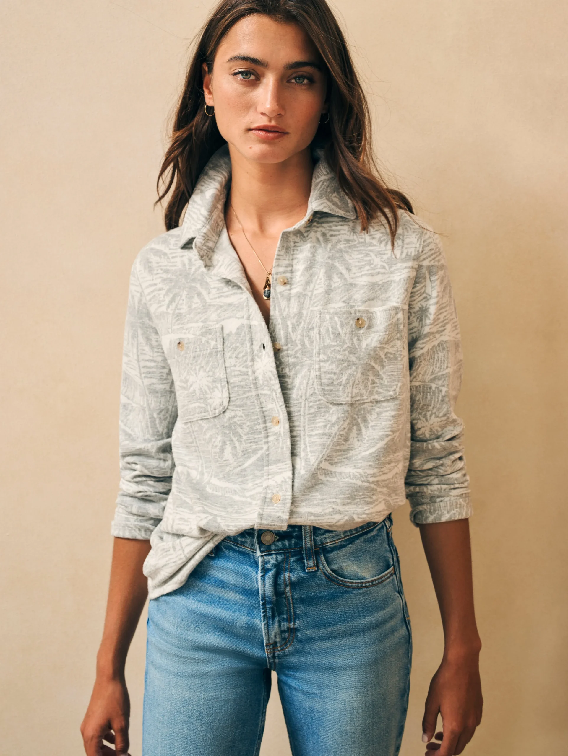 Outlet Legend™ Sweater Shirt - Women Shirts & Tops