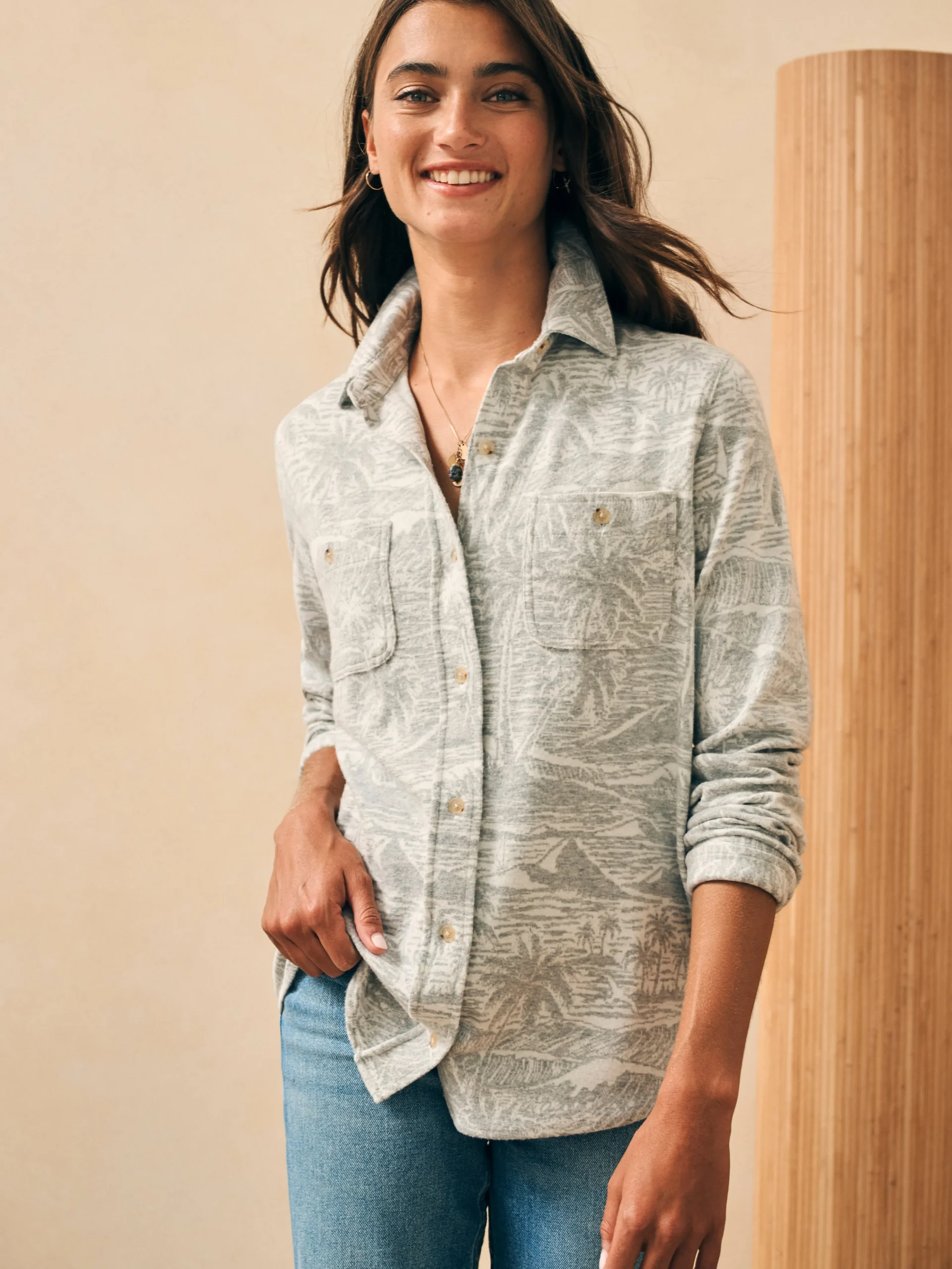 Outlet Legend™ Sweater Shirt - Women Shirts & Tops