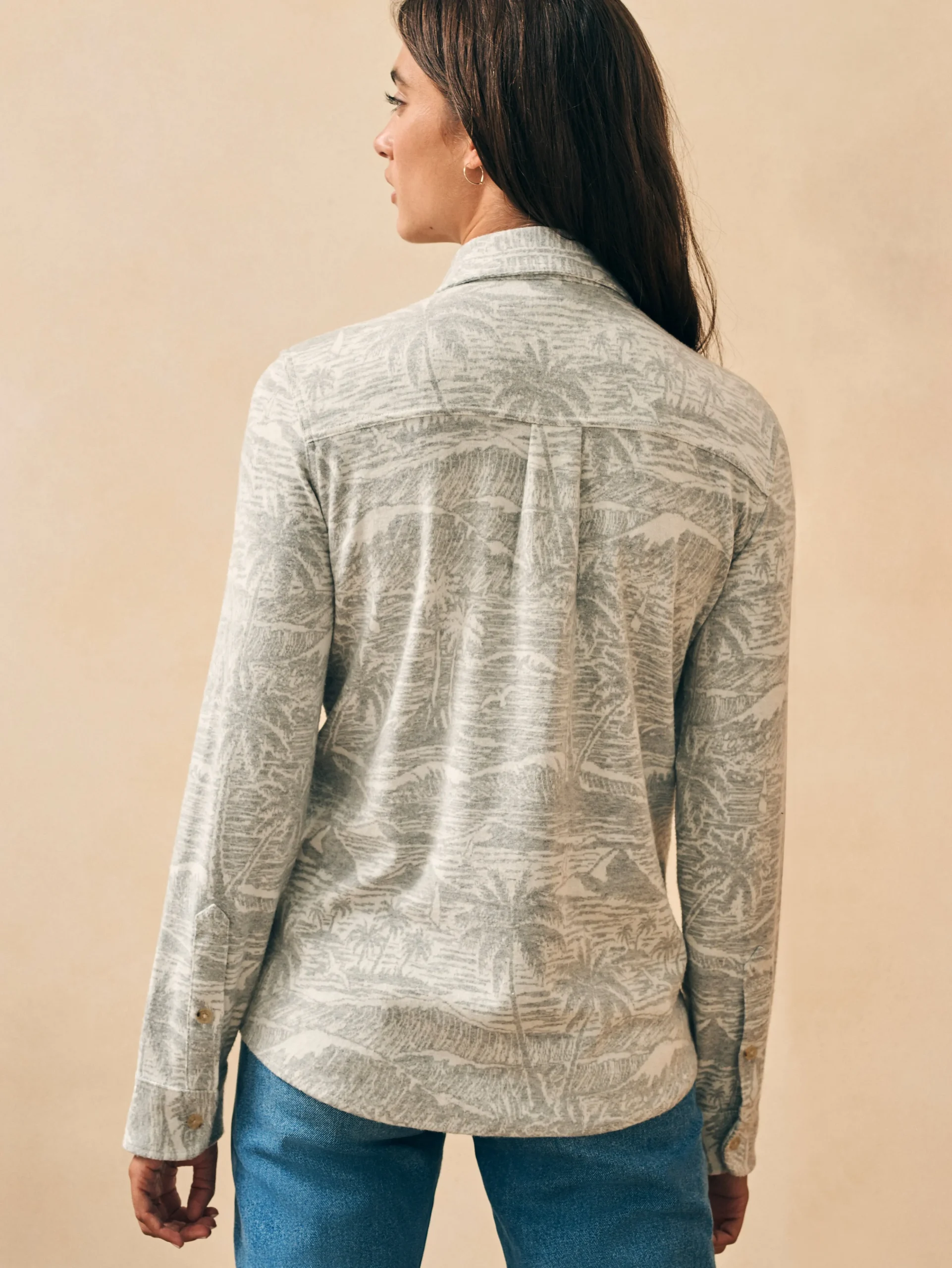 Outlet Legend™ Sweater Shirt - Women Shirts & Tops