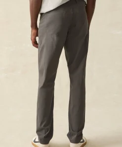 Hot Movement™ 5-Pocket Pant Athletic Fit - Pants