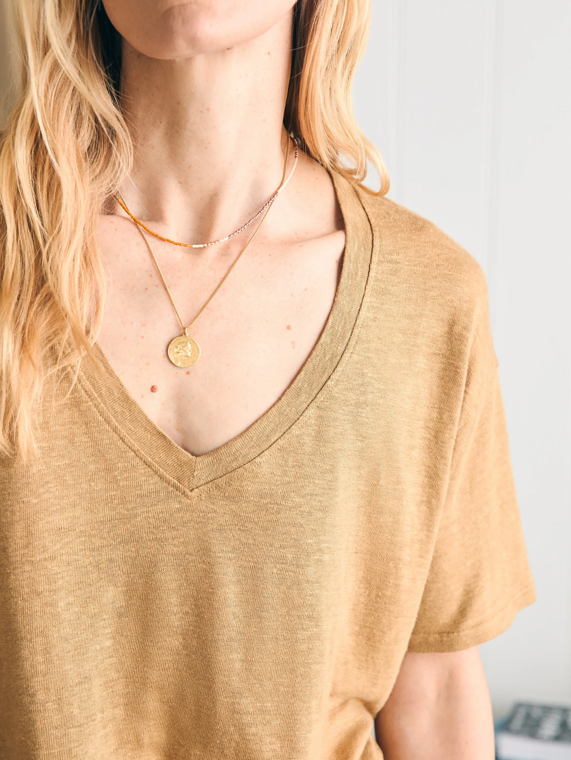 Fashion Oceanside Linen V-Neck Tee - Women T-Shirts