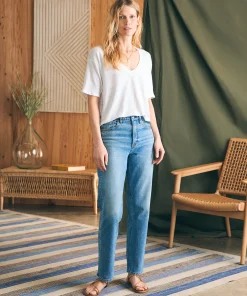 New Oceanside Linen V-Neck Tee - Women T-Shirts