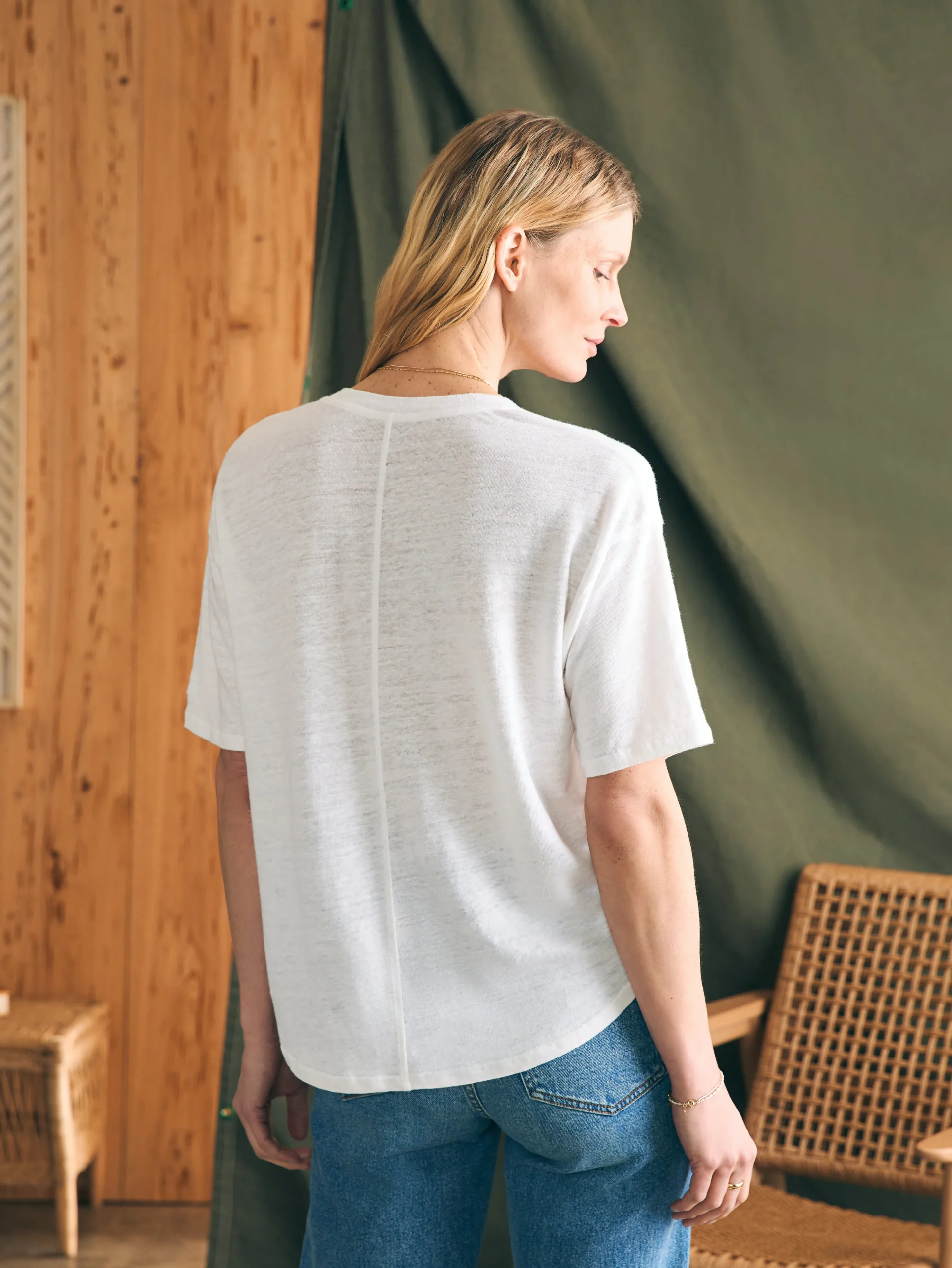New Oceanside Linen V-Neck Tee - Women T-Shirts