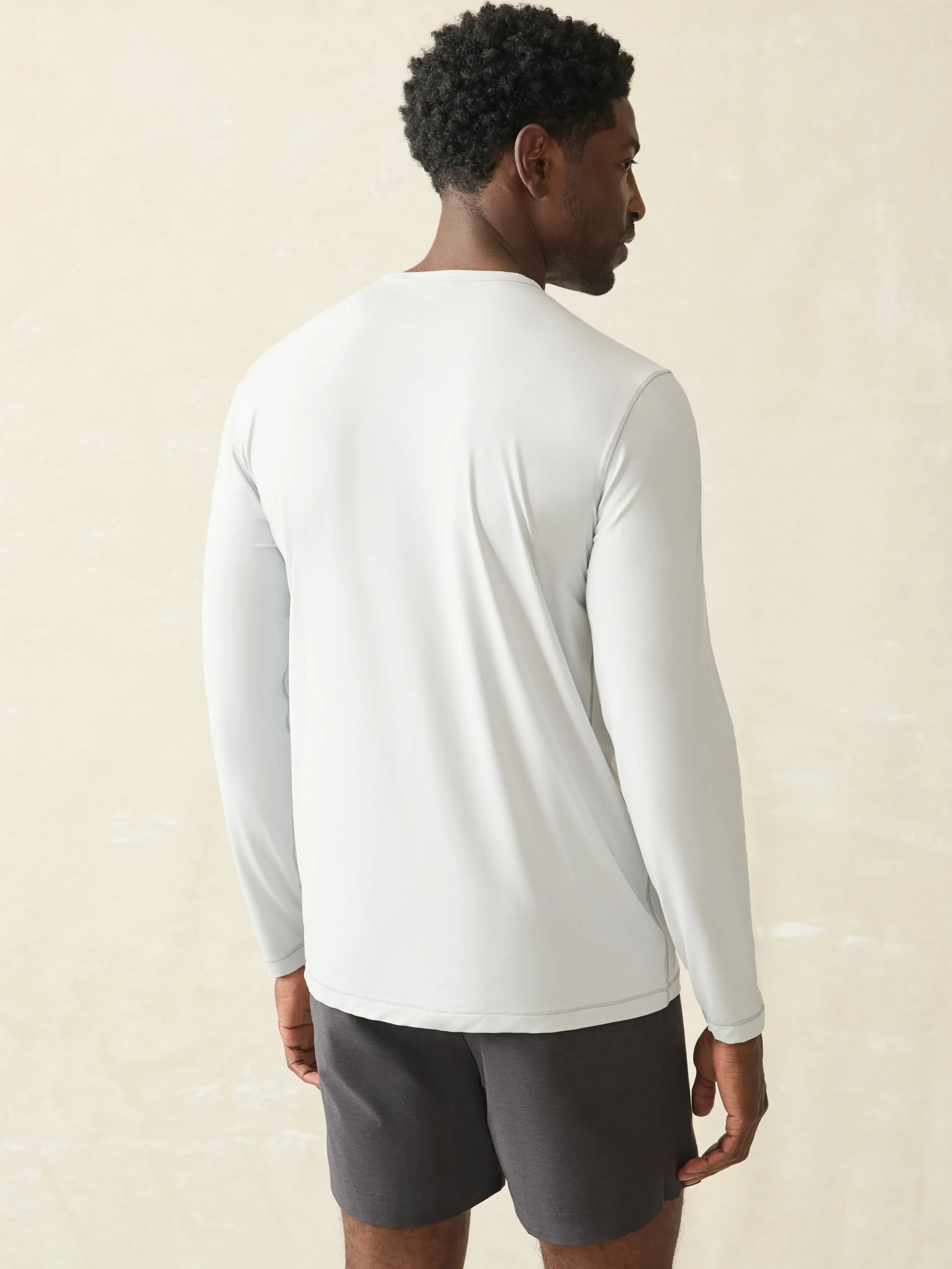Outlet Shorelite Long-Sleeve Tech Tee - T-Shirts & Henleys