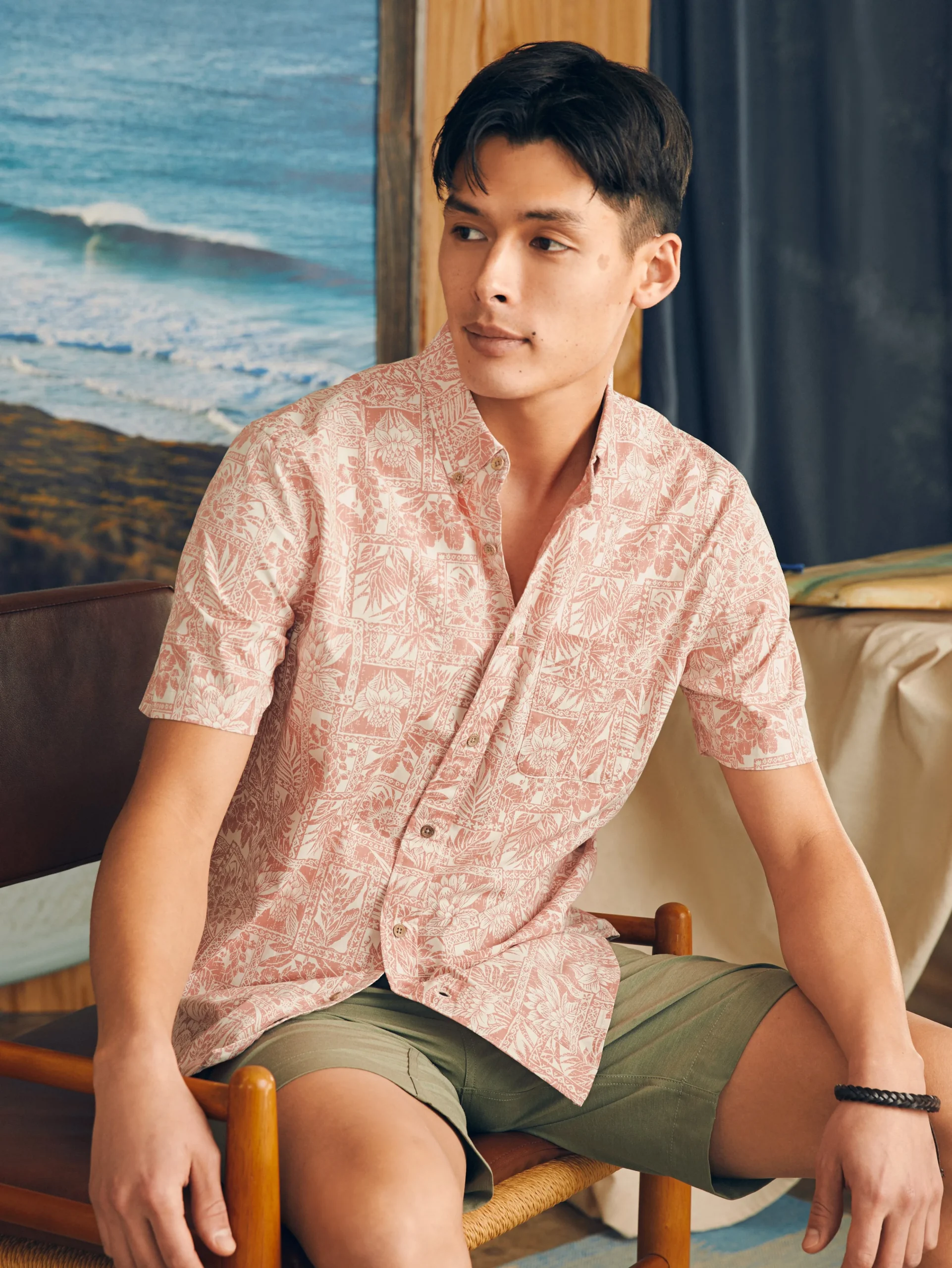 Fashion Short-Sleeve Stretch Playa Shirt - Shirts