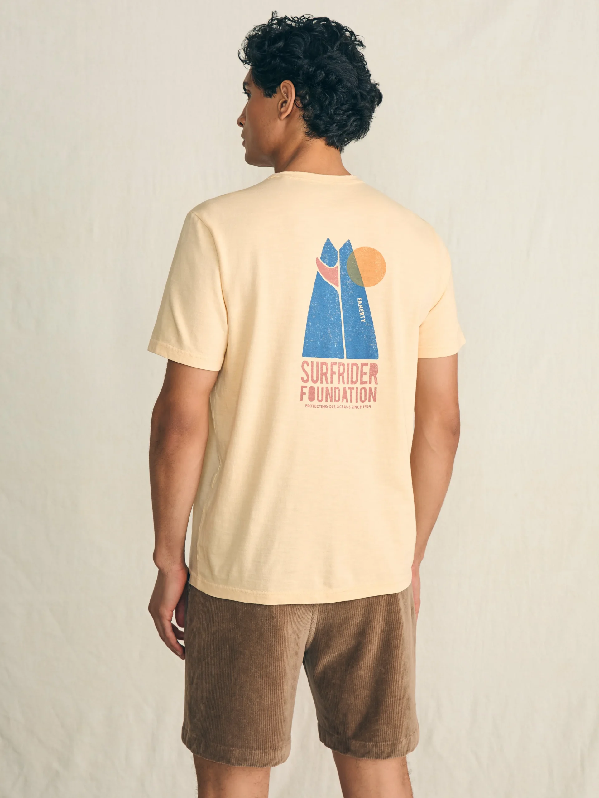 Fashion Short-Sleeve Surfrider Sunwashed Pocket Tee - T-Shirts & Henleys