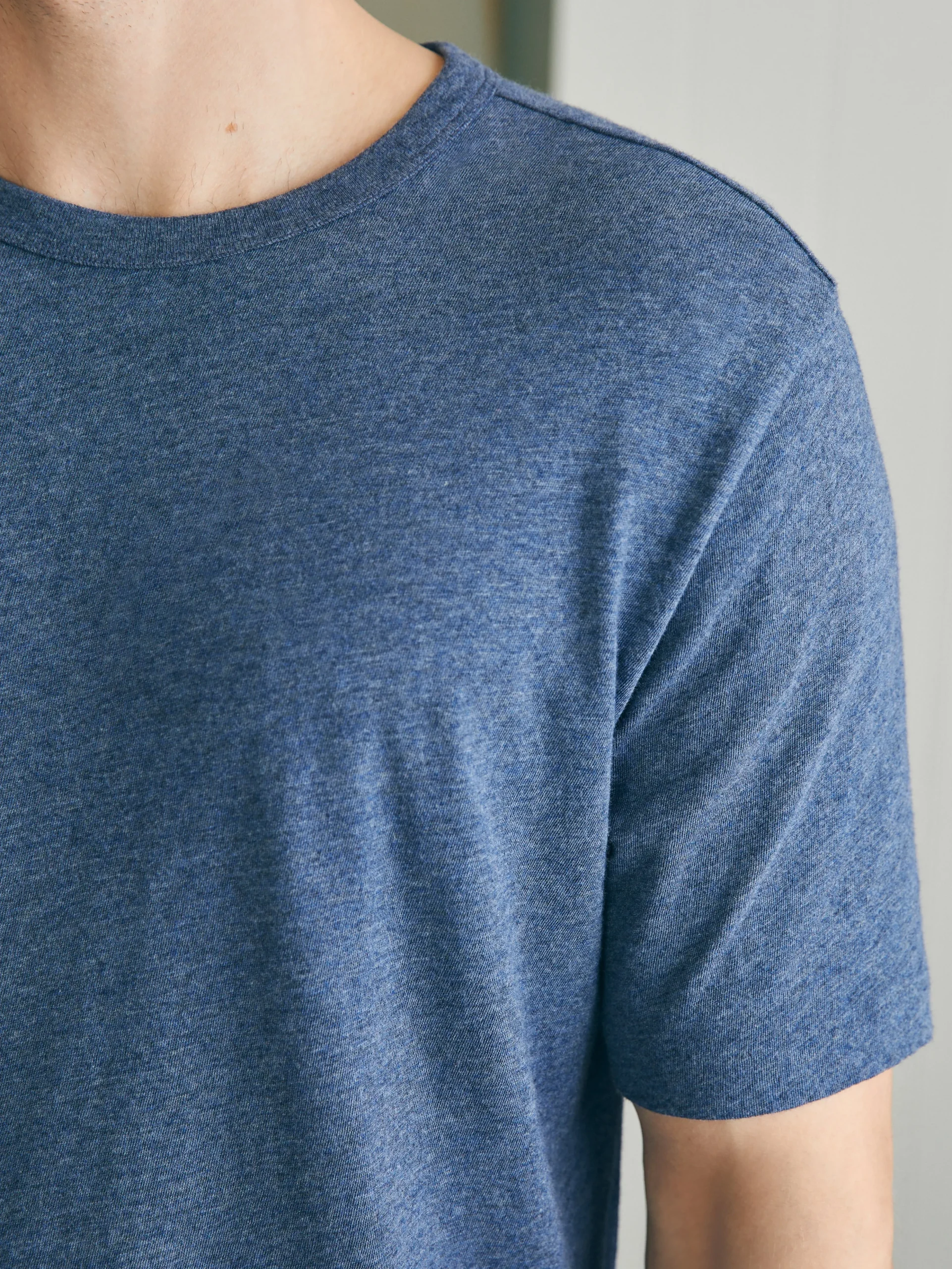 Outlet Short-Sleeve Vintage Chambray Tee - T-Shirts & Henleys