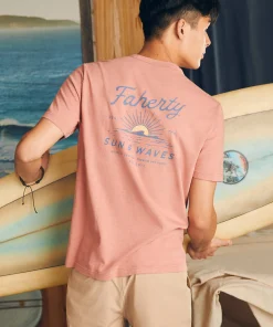 Fashion Sunwashed Graphic Tee - T-Shirts & Henleys